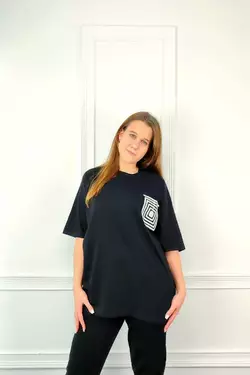 Молодежная женская футболка OVERSIZE 44-48 квадрат Чёрный