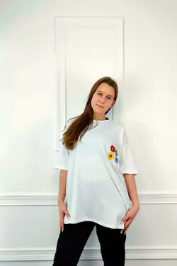 Молодежная женская футболка OVERSIZE 44-48 квадрат Белый Молодежная женская футболка OVERSIZE 44-48 квадрат Белый